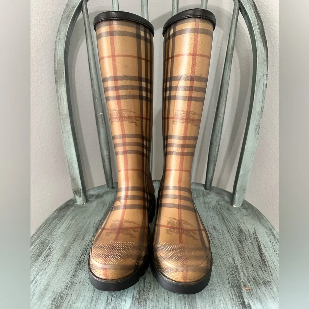 Burberry Tan Plaid Nova Rain Boots Size 37 - Picture 2 of 8